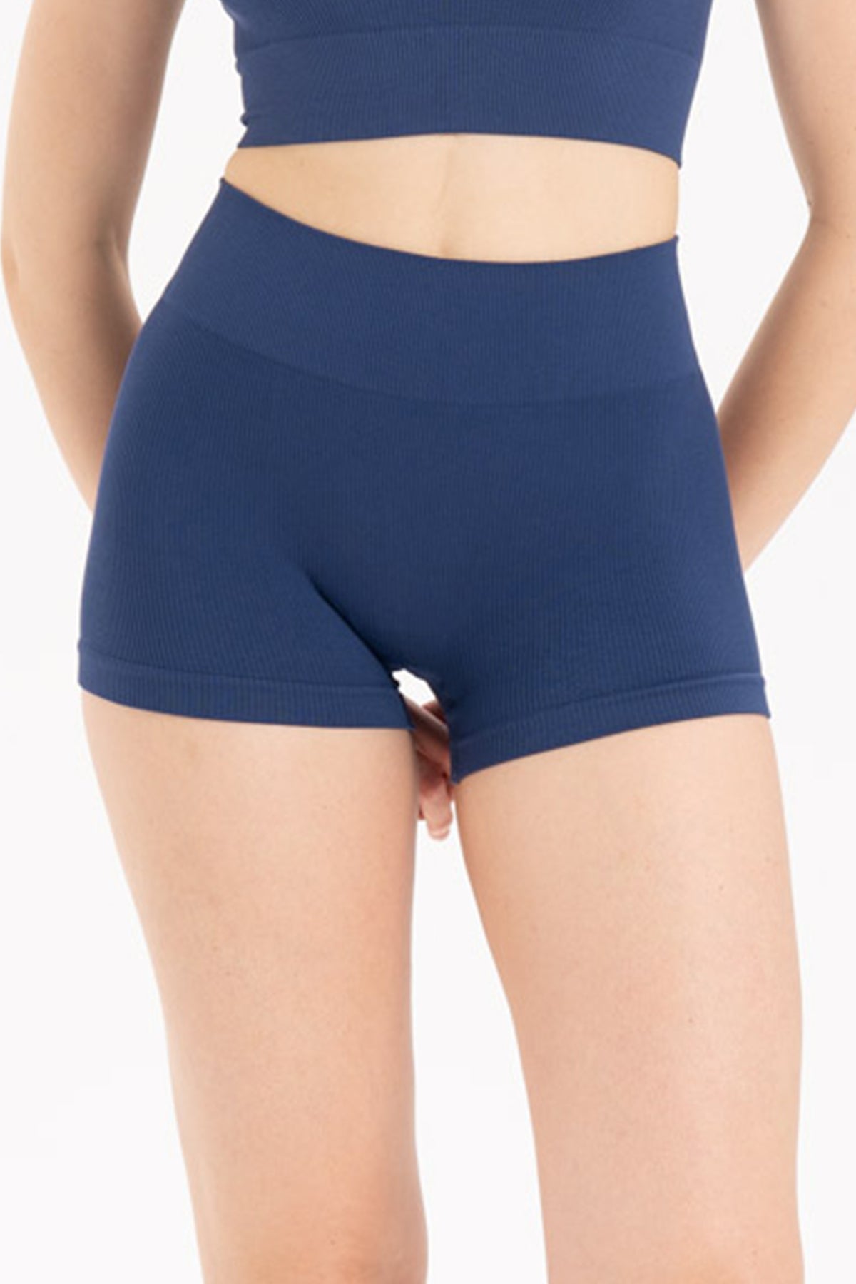 Dikişsiz Fitilli Kısa Şort 9004