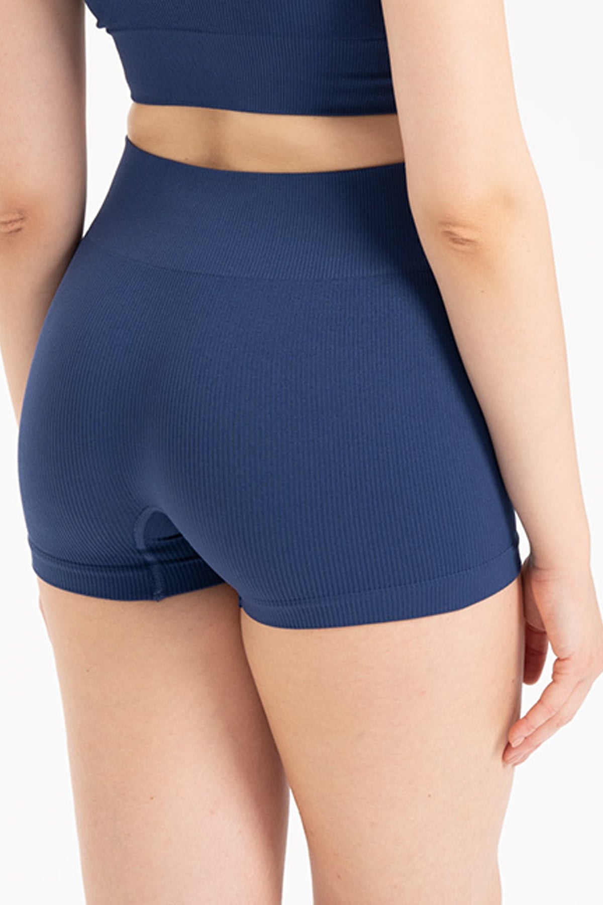 Dikişsiz Fitilli Kısa Şort 9004