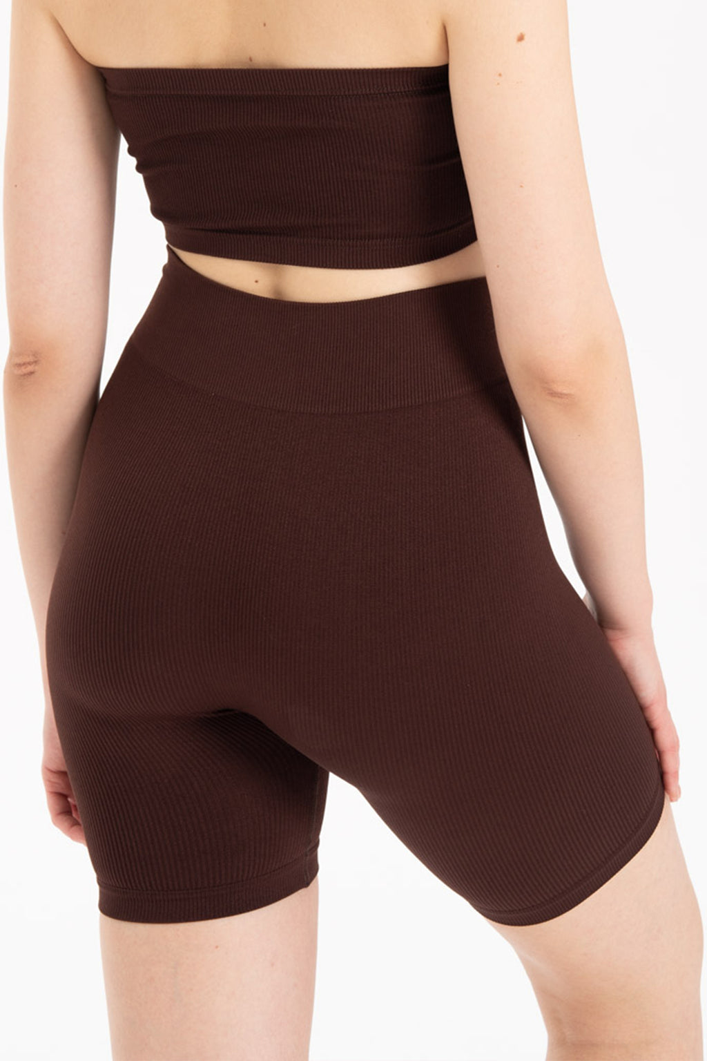 Kadın Dikişsiz Örme Fitilli Orta Boy Biker Şort 9005