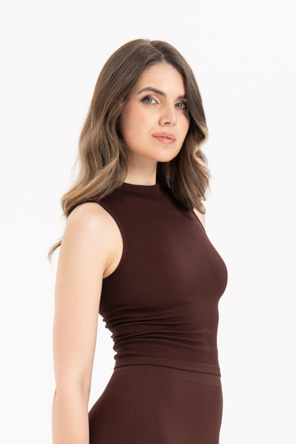 Kadın Dikişsiz Örme Fitilli Kolsuz Boğazlı Bluz 9007