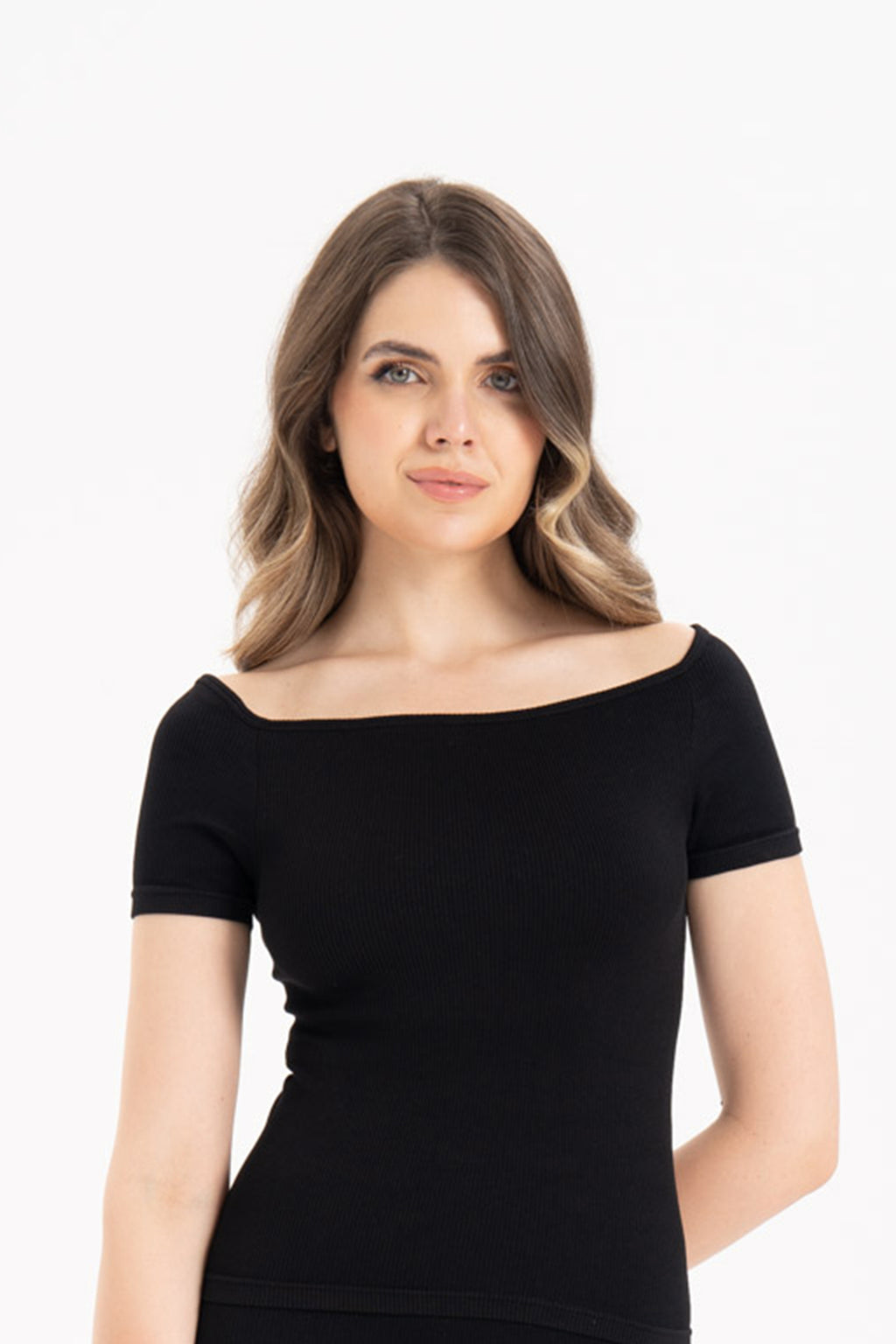 Kadın Dikişsiz Örme Fitilli Kısa Kollu Bluz 9009