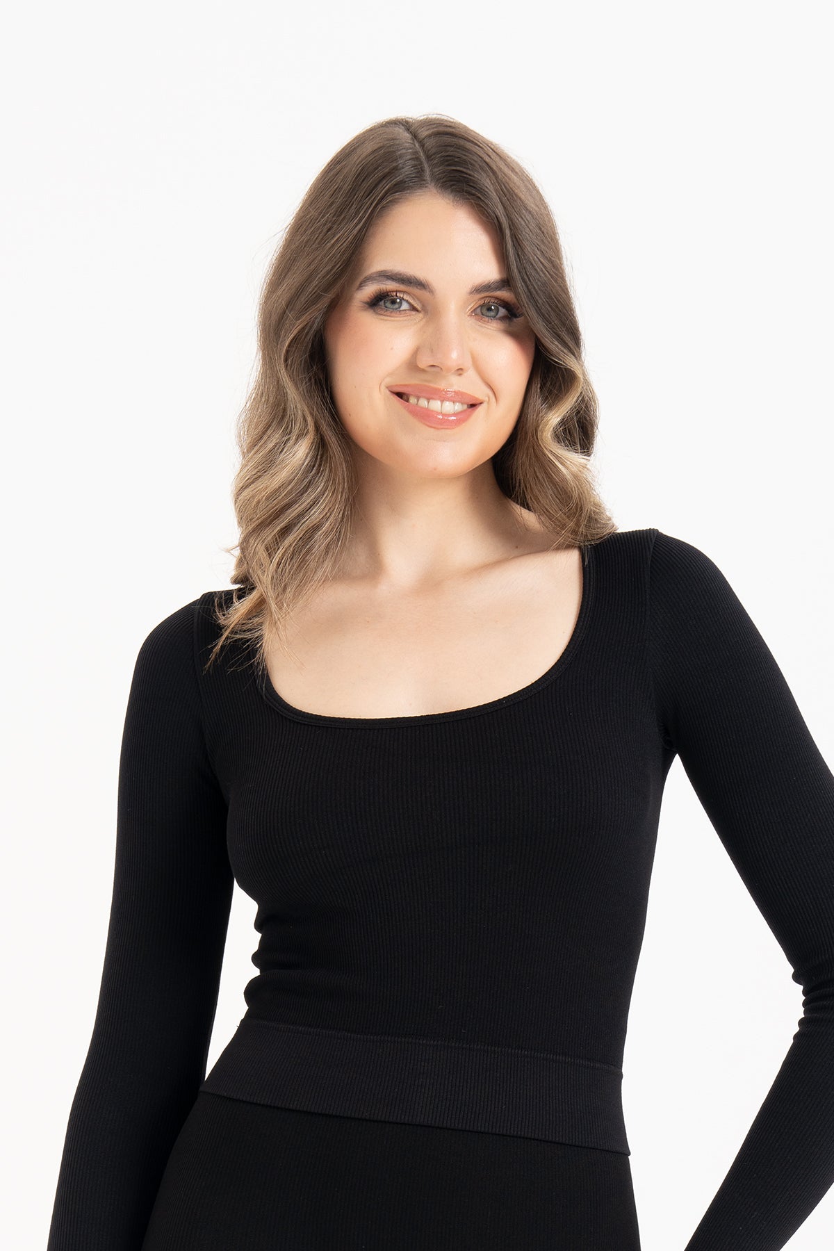 Kadın Dikişsiz Örme Fitilli Uzun Kollu Kare Yaka Bluz 9010